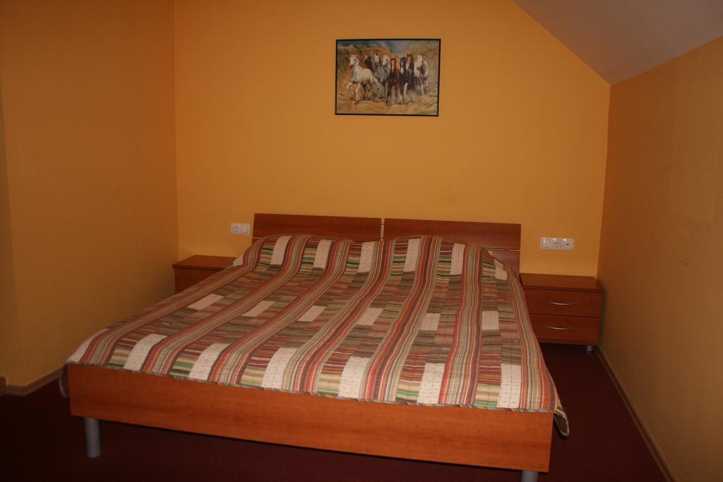Guest House Klub Kovac Naklo Quarto foto
